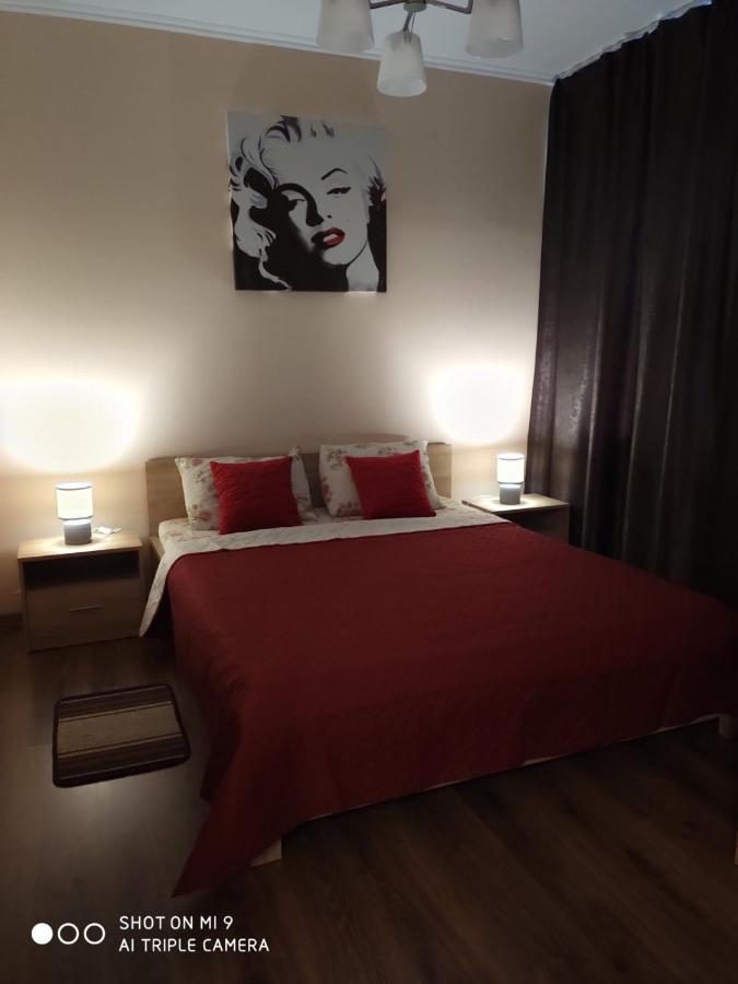 מוקצ'בה Apartments Domovik Мостова 5 Кв 37 מראה חיצוני תמונה