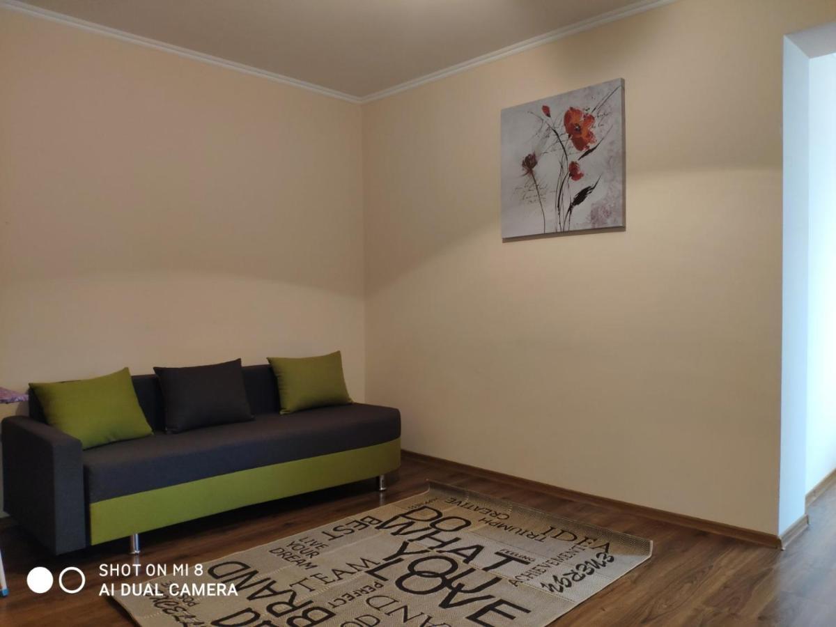 מוקצ'בה Apartments Domovik Мостова 5 Кв 37 מראה חיצוני תמונה